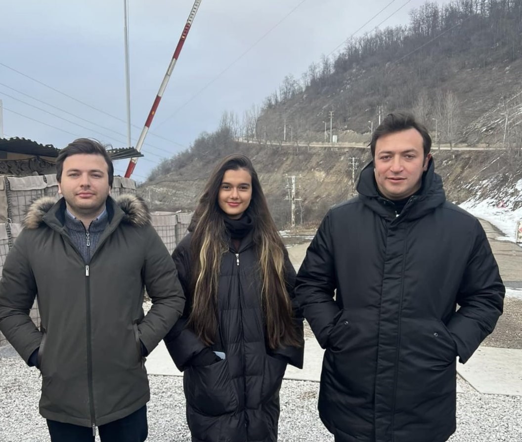Ալիևը պարգևատում է Լեռնային Ղարաբաղում 120 հազար բնակչի շրջափակելու և տանջելու հարցում օգնելու համար