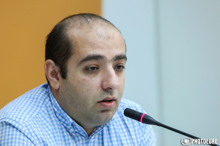Քոչարյանի փաստաբան Խուդոյանը կրկին փորձում է դատարանից պարզել դատավոր Դանիբեկյանի անաշխատունակության պատճառը