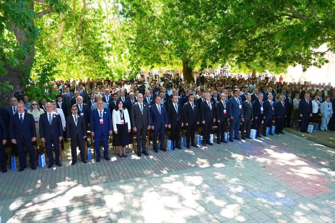 Բաքուն կոնգրես է անցկացնում բնակեցման օրակարգով. «Ժողովուրդ»