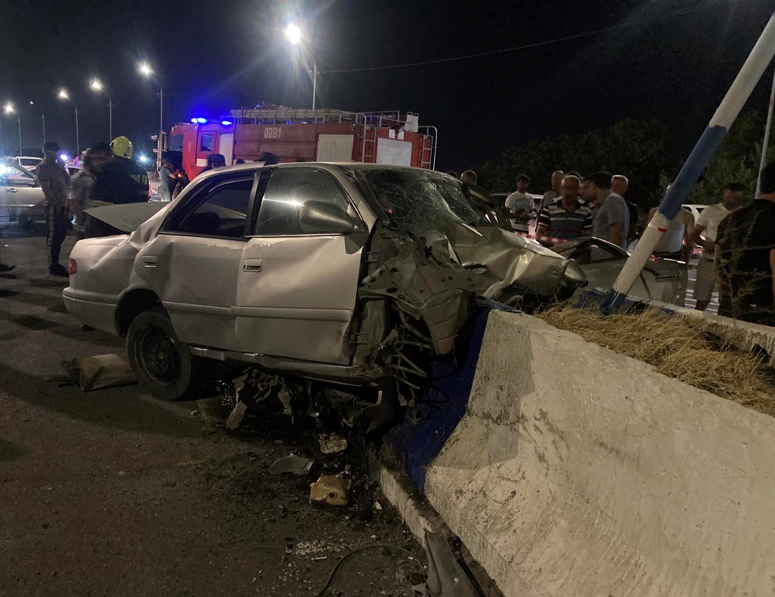 Էջմիածին քաղաքի սկզբնամասում «Toyota Camry»-ն բախվել է ճանապարհի բաժանարար բետոնե արգելապատնեշին. կա զոհ