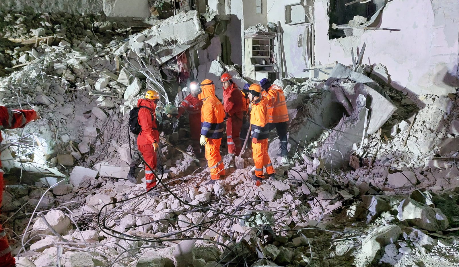 Հայ փրկարարները որոնողական աշխատանքներ են իրականացնում Թուրքիայի Ադըյաման և Սիրիայի Հալեպ քաղաքներում