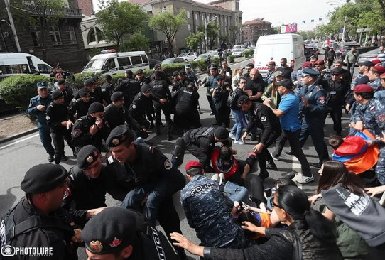 Հարուցվել է քրեական գործ՝ քայլերթի մասնակիցների կողմից Չարենցի փողոցում կատարված խուլիգանության դեպքի առթիվ. ՔԿ