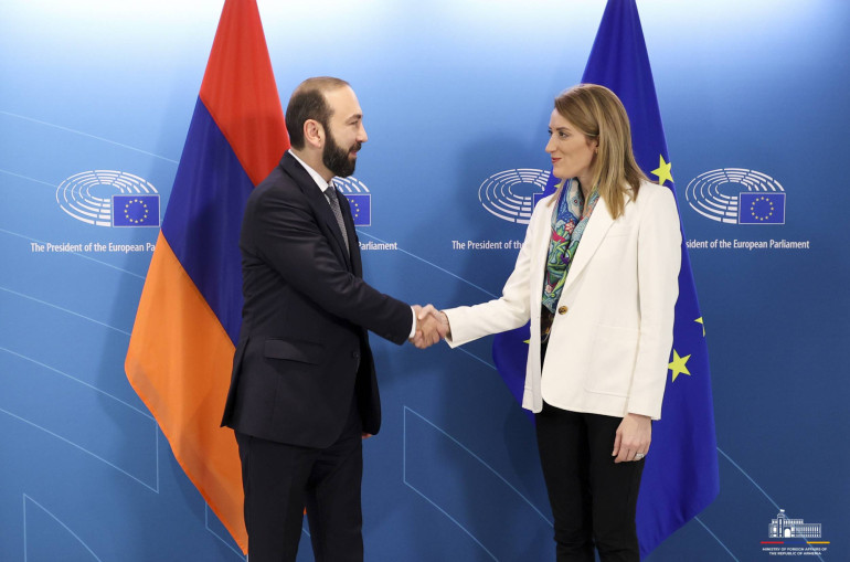Արարատ Միրզոյանը և Ռոբերտա Մեցոլան մտքեր են փոխանակել ՀՀ-ԵՄ համապարփակ գործընկերության օրակարգի հիմնական ուղղությունների շուրջ