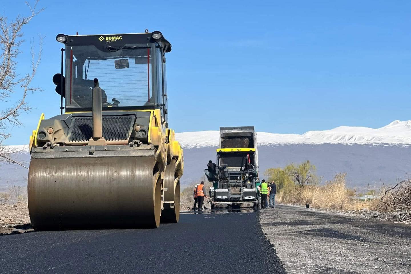 Միայն սուբվենցիոն ծրագրով 2024 թվականին ասֆալտապատվել է շուրջ 210 կմ ճանապարհ՝ ընդհանուր 23.7 մլրդ դրամ արժեքով. ՏԿԵ նախարար