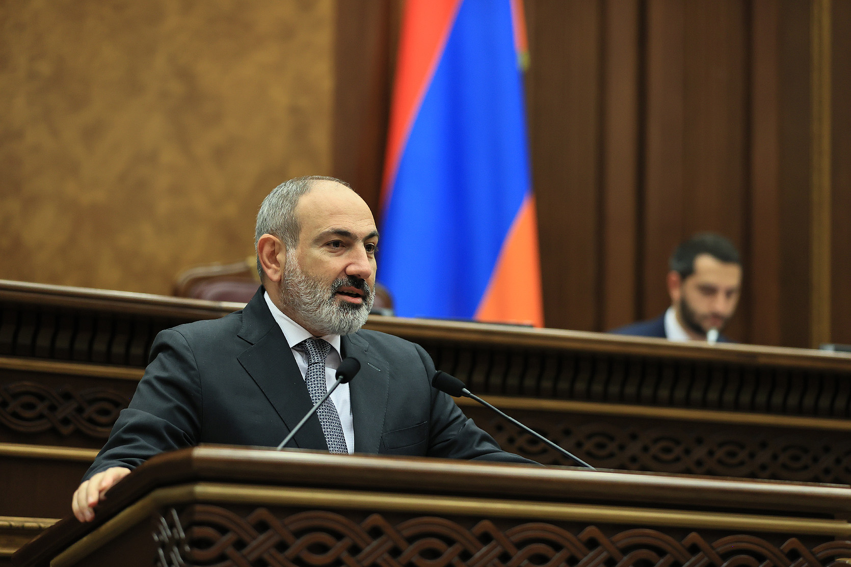Վարչապետ Նիկոլ Փաշինյանը ԱԺ-ում ներկայացնում է սահմանային իրավիճակը․ուղիղ