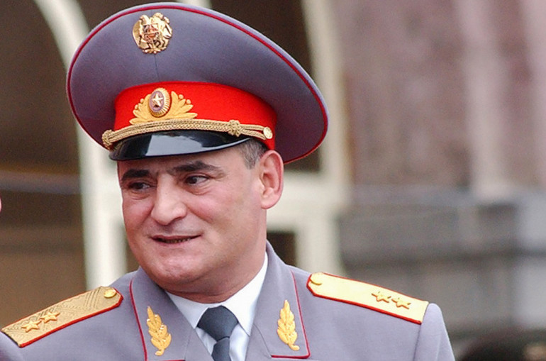 «Ժողովուրդ»․ ՀՀ նախկին ոստիկանապետի ինքնաս­պանության գործով կարևորագույն վկան վերադարձել է Հայաստան