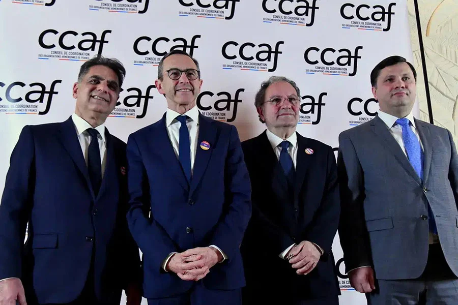 Ֆրանսիայի հայկական կազմակերպությունների համակարգող խորհրդի ամենամյա ընթրիքին մասնակցել են Ֆրանսիայի վարչապետն ու բարձրաստիճան պաշտոնյաներ