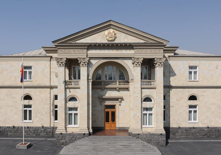 32 մլն դրամ ՀՀ նախագահի աշխատակազմին՝ սարքավորումներ եւ տեխնիկա գնելու համար