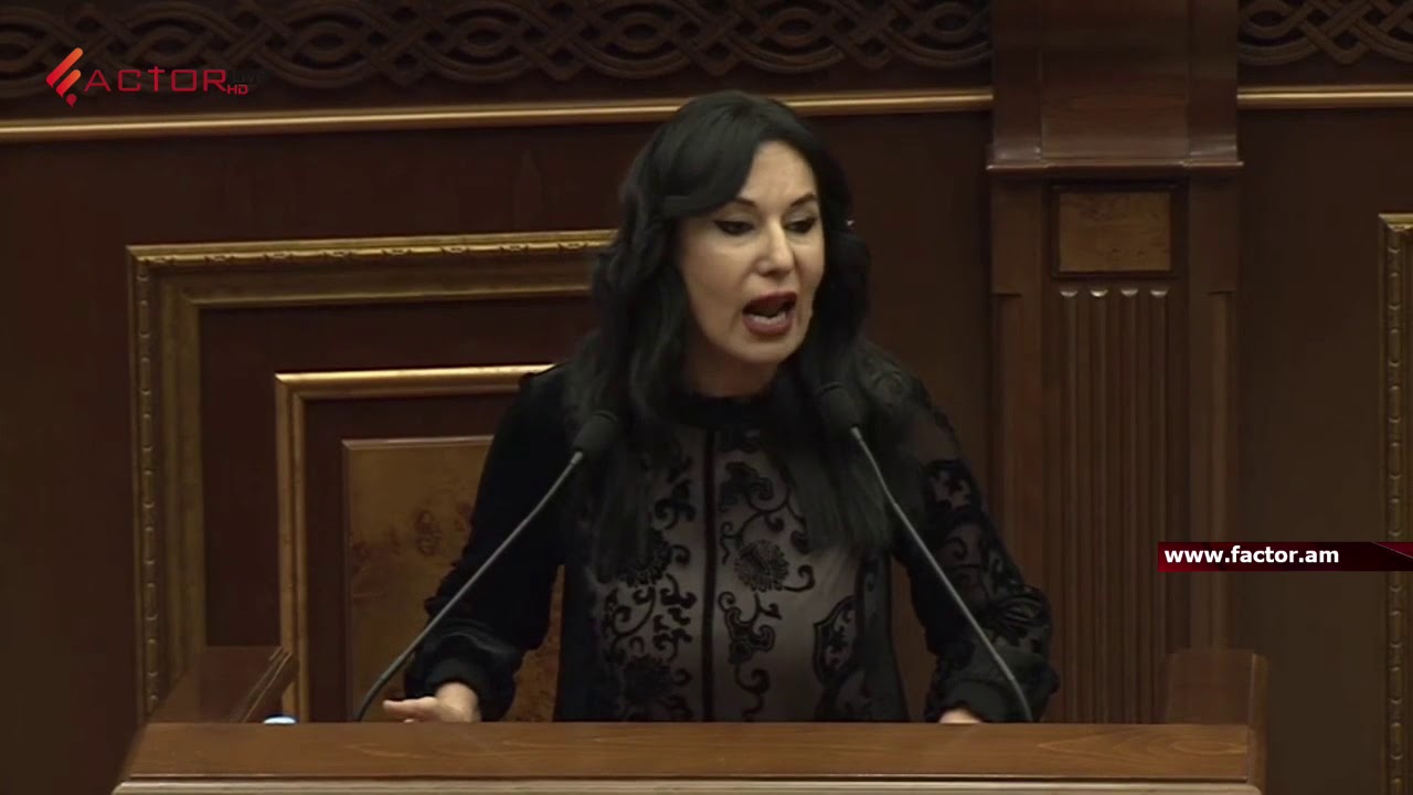 Մտավորականներին, վիրավորում եմ, լավ եմ անում. Նաիրա Զոհրաբյան