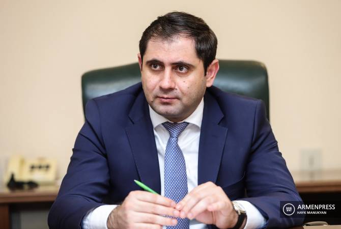 Մոտակա օրերին Սուրեն Պապիկյանը հրաժարական կտա. «Իրավունք»