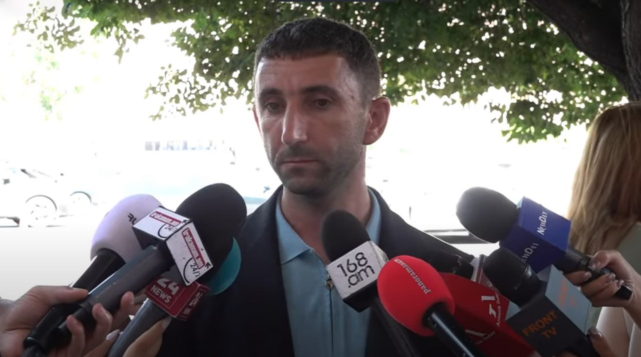 Պահանջում ենք կանխել արցախցիների արտագաղթն ու դրսում հայտնվելը, անտուն դառնալը. Արտակ Մկրտչյանը
