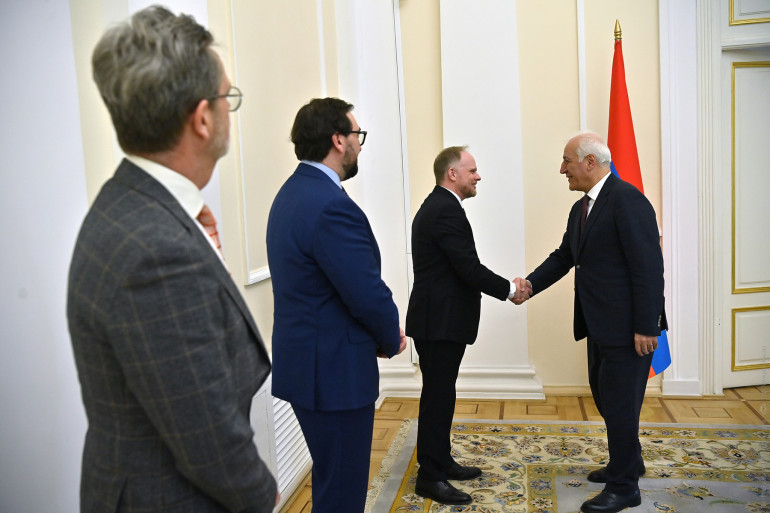 Վահագն Խաչատուրյանն ու Կովկասում և Կենտրոնական Ասիայում ՆԱՏՕ-ի գլխավոր քարտուղարի հատուկ ներկայացուցիչը քննարկել են տարբեր ձևաչափերում արդյունավետ համագործակցության հնարավորությունները