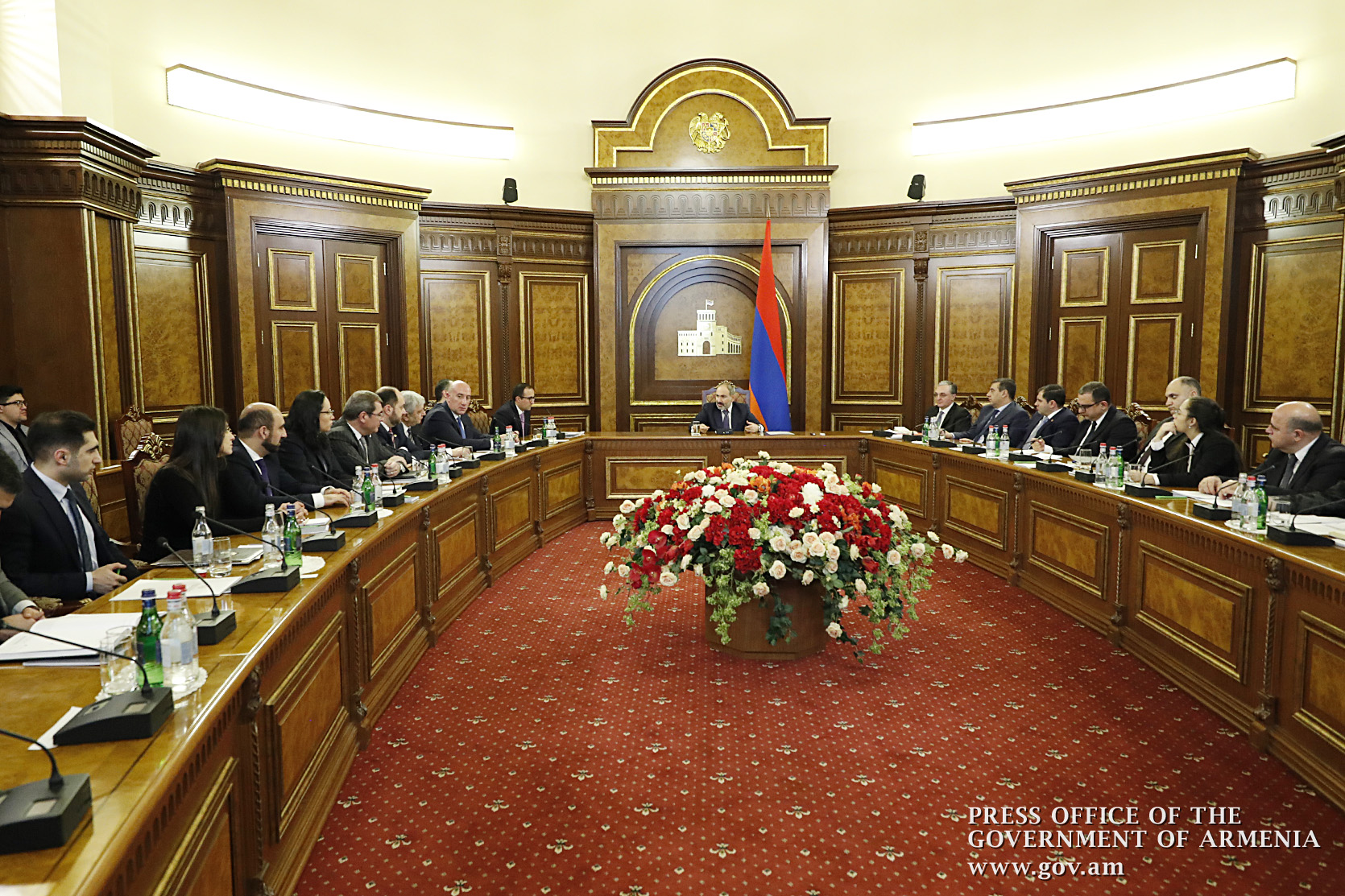 Կխստացվեն միջոցառումները այդ թվում բեռնափոխադրումների մասով․ վարչապետի մոտ քննարկվել են կորոնավիրուսի դեմ պայքարի միջոցառումները