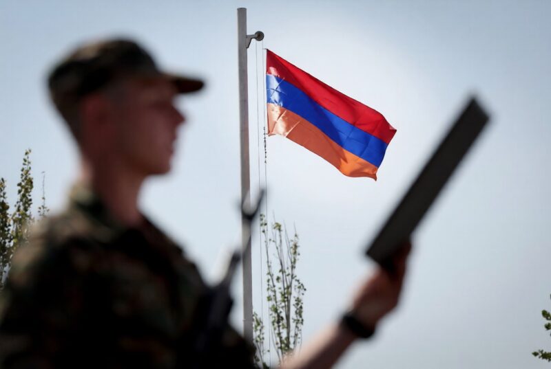 Անկախության տոնի առթիվ ՊՆ 10 զինծառայող պարգևատրվել է պետական պարգևներով