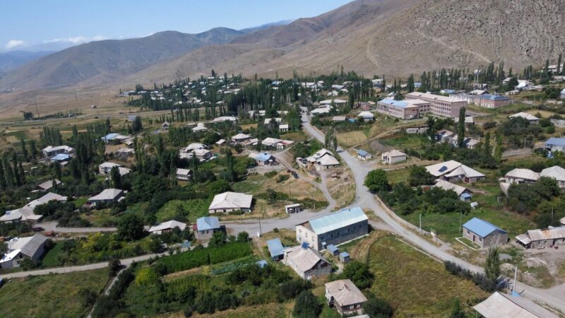 Ջիլի դպրոցը կառուցված է, մարդիկ էլի հեռանում են, որովհետև ապրուստի տարբերակ չկա. «Մեր ձևով»-ի անդամ