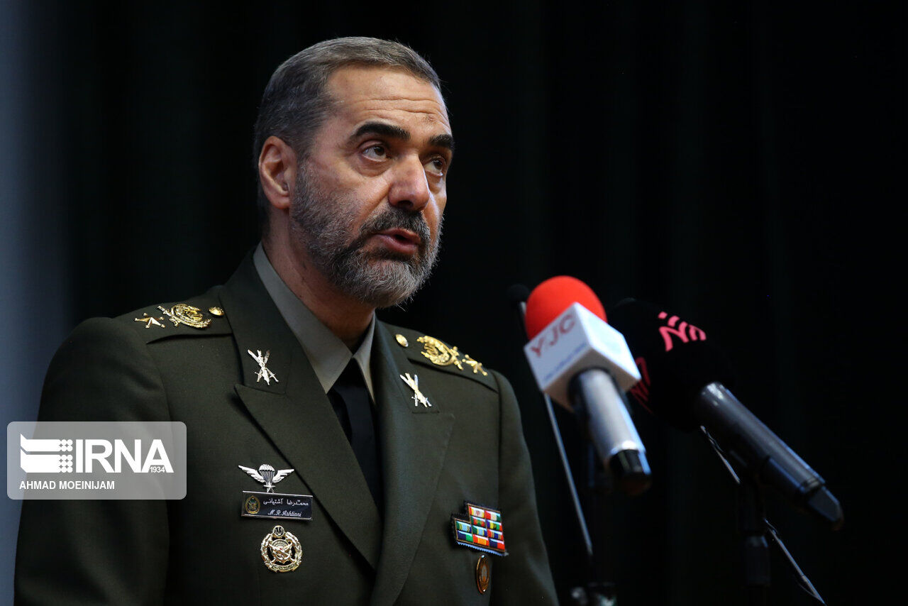 Министр обороны Ирана предостерег врагов страны от любых неразумных действий