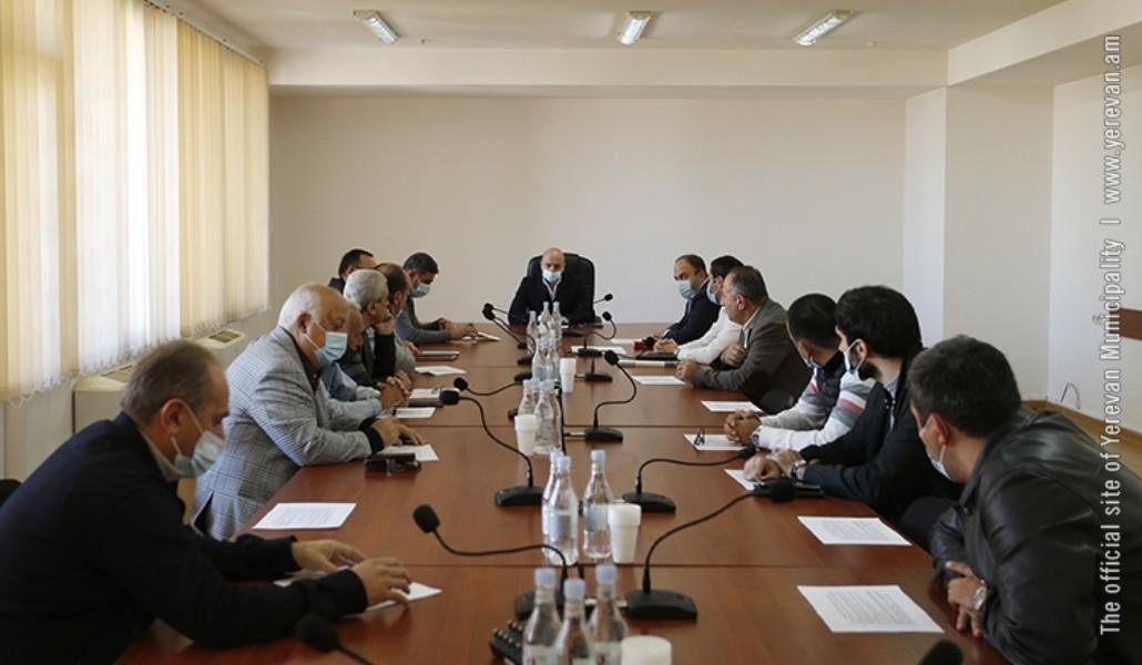 Պարզաբանվում են Երևանում կառուցապատման թույլտվությունների գործող ընթացակարգերը