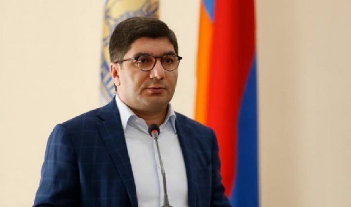 Սուրեն Գրիգորյանն ահաբեկված է, աշխատակիցներին ասում ա՝ ընդդիմության հետ չշփվեք. Մեսրոպ Մանուկյան