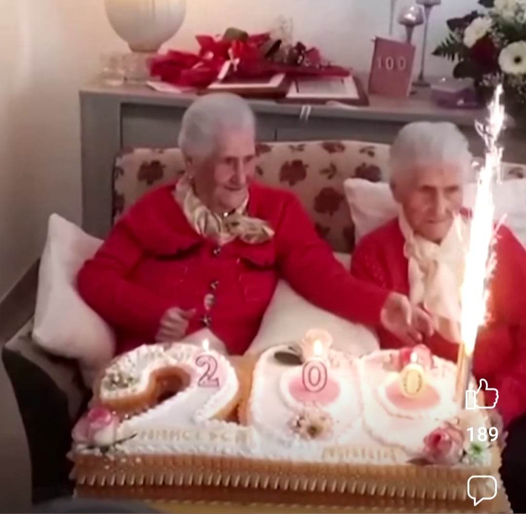 Իտալիայում երկվորյակ քույրերը տոնել են համատեղ «200-ամյակը» (տեսանյութ)
