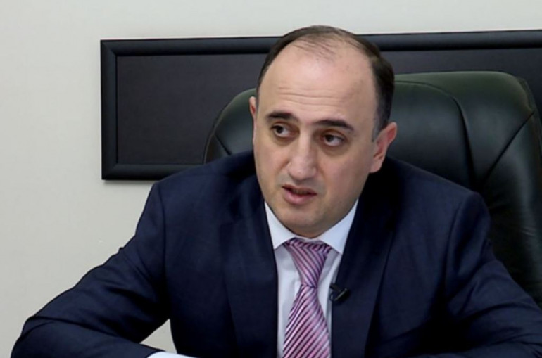 9,9 մլն դրամանոց մեքենա՝ Դավիթաշեն վարչական շրջանի ղեկավարի համար