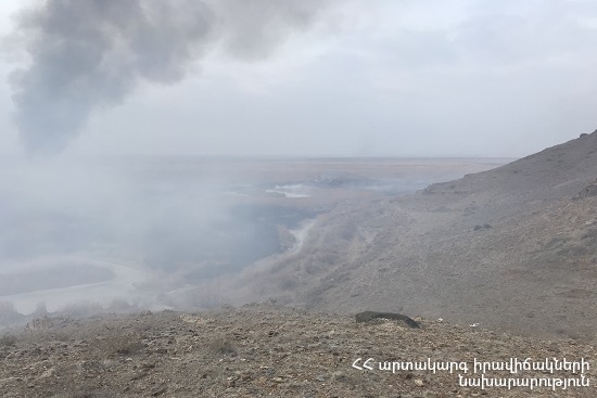 «Խոր Վիրապ» պետական արգելավայրի լճերի մոտակայքում մոտ 15 հա եղեգնուտ է այրվել