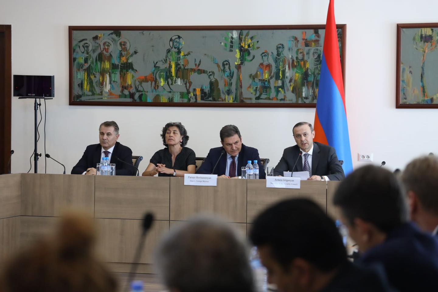 Արմեն Գրիգորյանը դիվանագիտական ներկայացուցչությունների ղեկավարներին ներկայացրել է Հայաստան-Ադրբեջան սահմանին ադրբեջանական զինուժի կուտակումների վերաբերյալ