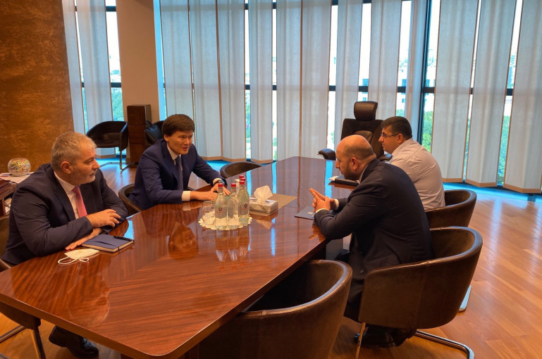 Կենտրոնական բանկի նախագահը հանդիպել է Եվրասիական տնտեսական հանձնաժողովի կոլեգիայի անդամի հետ