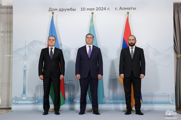 Ավելի քան 4 ժամ տևած բանակցությունները Միրզոյանի և Բայրամովի միջև ավարտվել են