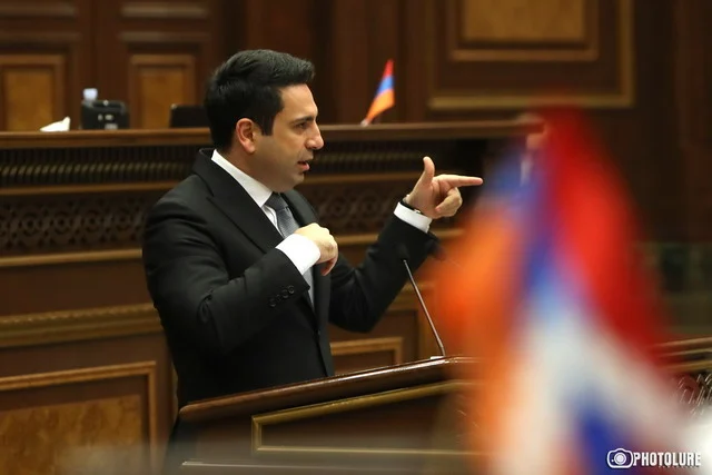 Ալեն Սիմոնյանը չբացառեց, որ ՀՀ գլխավոր դատախազը «Հայաստան» խմբակցությունից 3 պատգամավորի անձեռնմխելիությունից զրկելու գործընթաց կսկսի