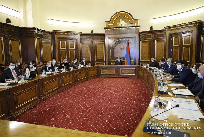 Փաշինյանն ընդգծել է ուղևորափոխադրումների ոլորտում առկա խնդիրների հետևողական լուծման անհրաժեշտությունը