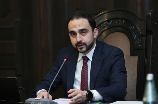 Տիգրան Ավինյանը պաշտոնից ազատել է իր խորհրդականին