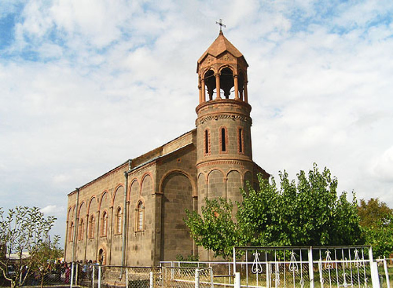 Օշական գյուղի եկեղեցու մոտակայքում քաղաքացին ընկել է ձnրը
