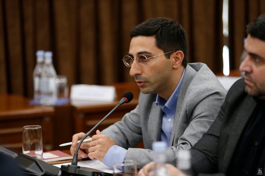 Փաշինյանը 1% կապ չունի Պապ թագավորի հետ․ Պապը տարածքներ է ազատագրել Կաթողիկոսի հետ համատեղ. Գրիգորյան