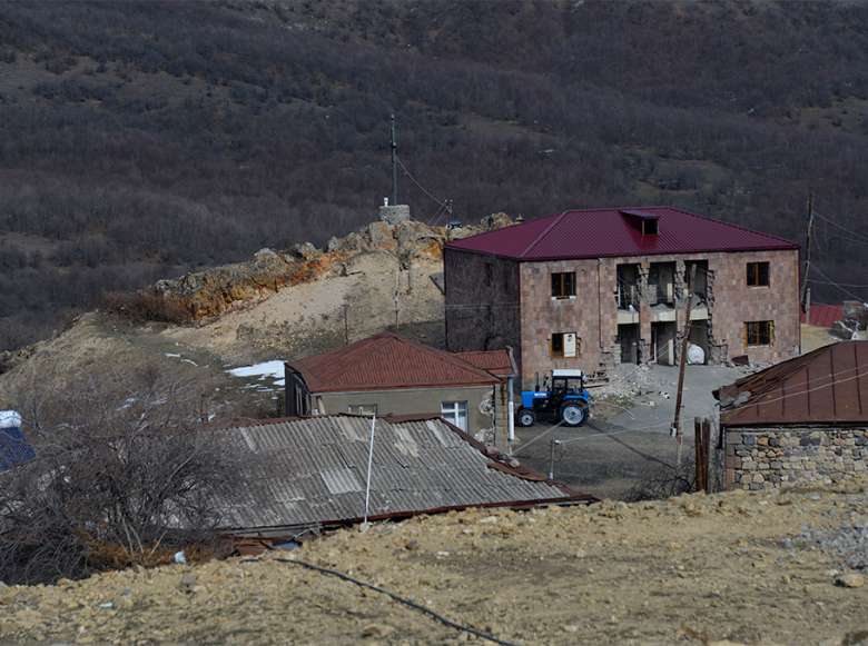 Շուռնուխում բնակելի թաղամասի կառուցումը դեռ չի ավարտվել, դրամական օգնության տրամադրումը կշարունակվի․ «Փաստ»
