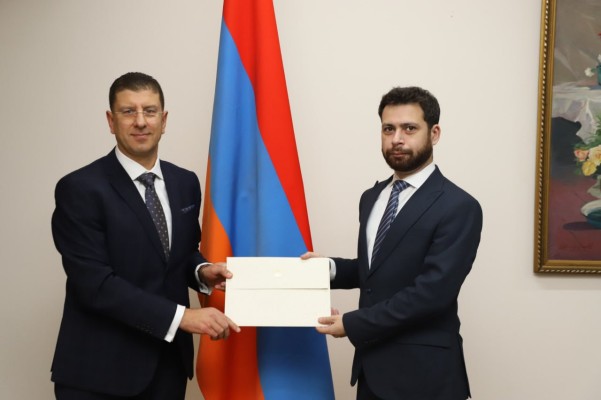 Բուլղարիայում ՀՀ նորանշանակ դեսպանը Կոստանյանին է հանձնե; հավատարմագրերի պատճենները