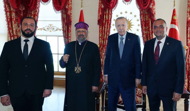 Սահակ Բ Մաշալյանը հանդիպել է Էրդողանի հետ