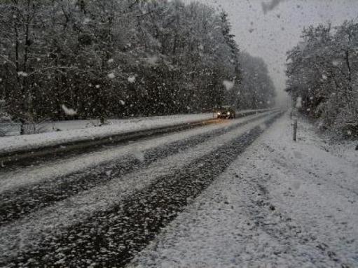 Գյումրիում, Արթիկում և Ամասիայում տեղում է ձյուն