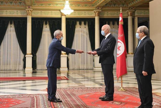 Դեսպան Արշակ Փոլադյանն իր հավատարմագրերն է հանձնել Թունիսի նախագահին