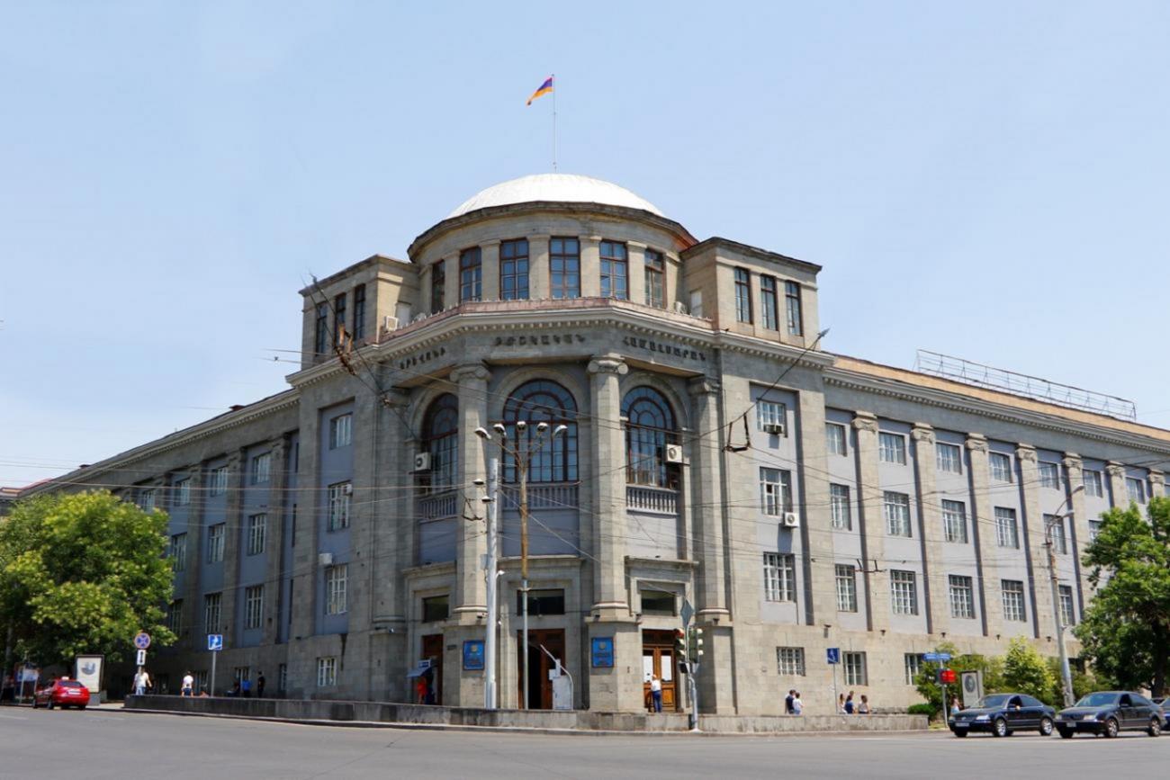 Որևէ մեկը, առավել ևս ՔՊ կուսակցության հանրային կապերի պատասխանատուն չունի իրավունք չփաստարկված մեղադրանք ներկայացնել 100-ամյա բժշկական համալսարանին․ Դանիելյան 