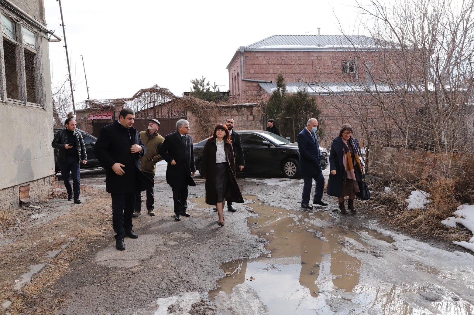 Քաղաքաշինության կոմիտեի մասնագետներն այցելել են Գյումրի՝ ուսումնասիրելու նախօրեի երկրաշարժի հետեւանքները