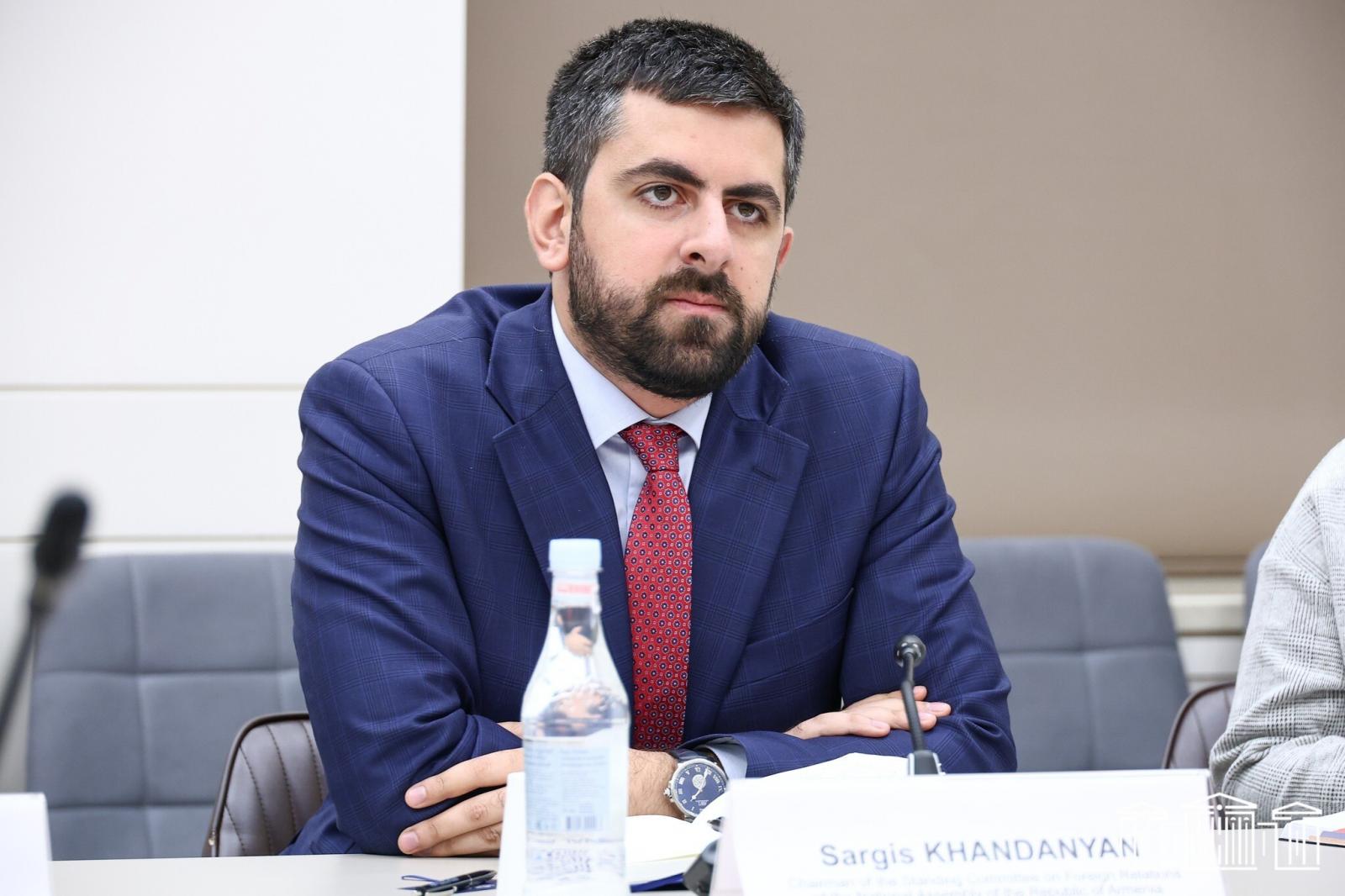 Այս պահին Իրանից կամ Իսրայելից հայերի տարհանման անհրաժեշտության մասին ահազանգ չկա. Խանդանյան