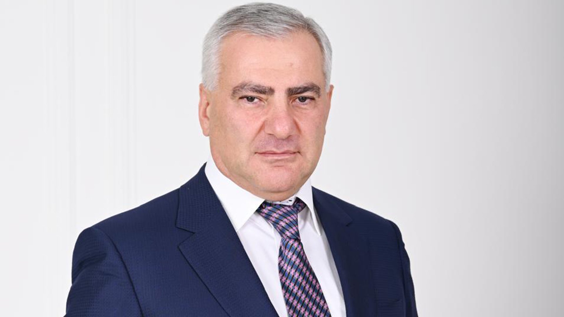 Սամվել Կարապետյանը պատրաստ է հրաժարվել ՌԴ-ի և Կիպրոսի քաղաքացիությունից՝ վարչապետ ընտրվելու դեպքում. Նարեկ Կարապետյան