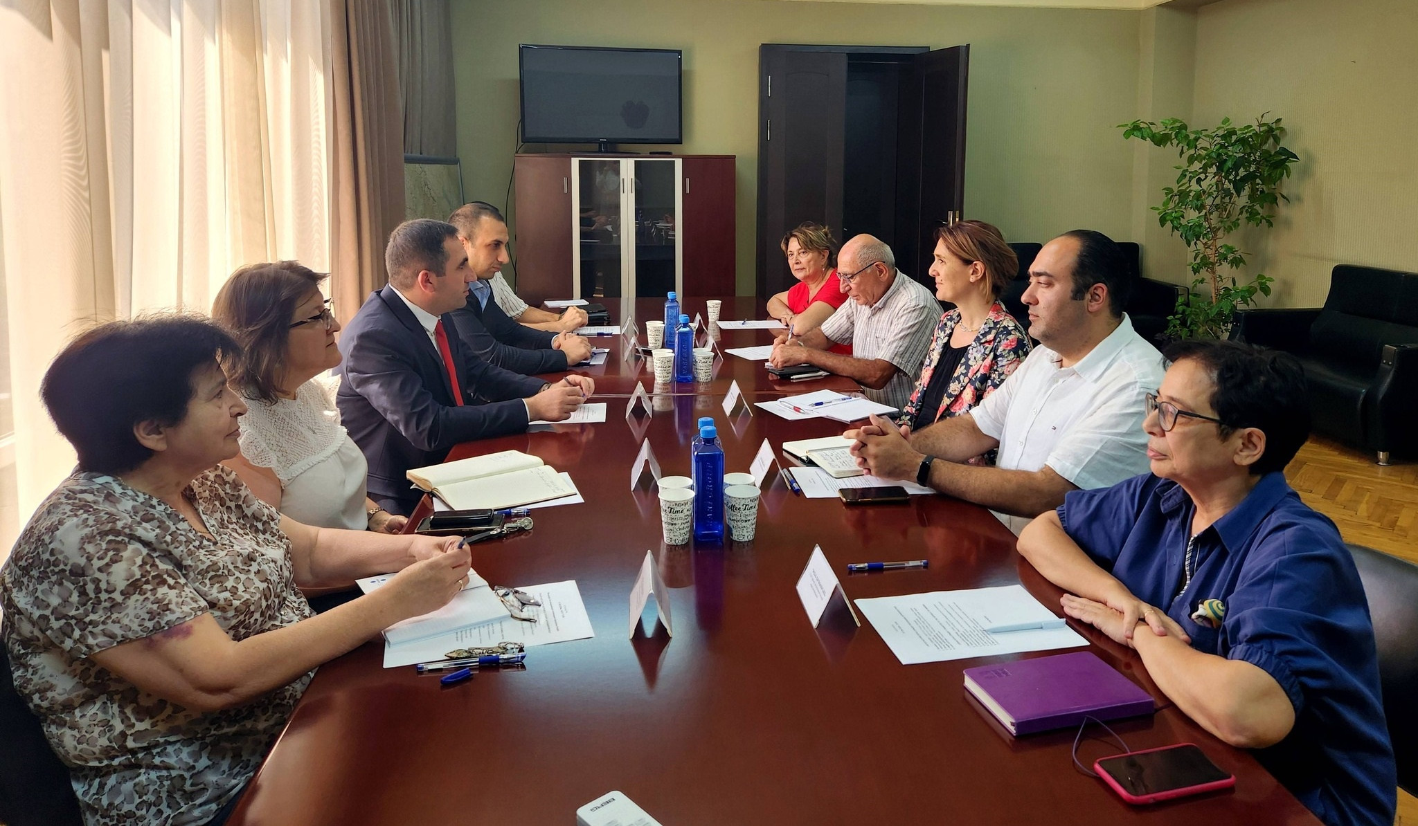 Քաղաքաշինության կոմիտեի և ՄԱԶԾ ներկայացուցիչները քննարկել են բազմաբնակարան շենքերի կառավարման ոլորտում համագործակցության հարցերը