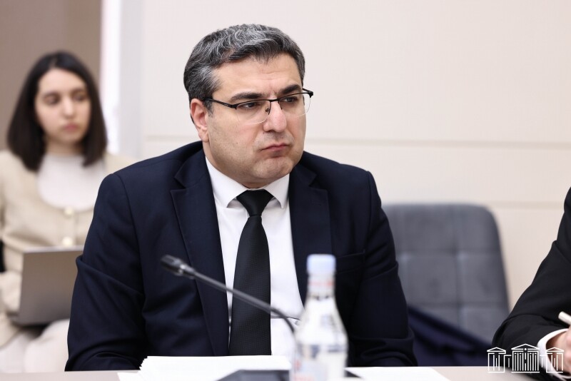 Մեկ պահպանվող անձն այսուհետ պետք է ուղեկցվի միայն մեկ տրանսպորտային միջոցով, թիկնապահների թիվը չի կարող գերազանցել երեքը