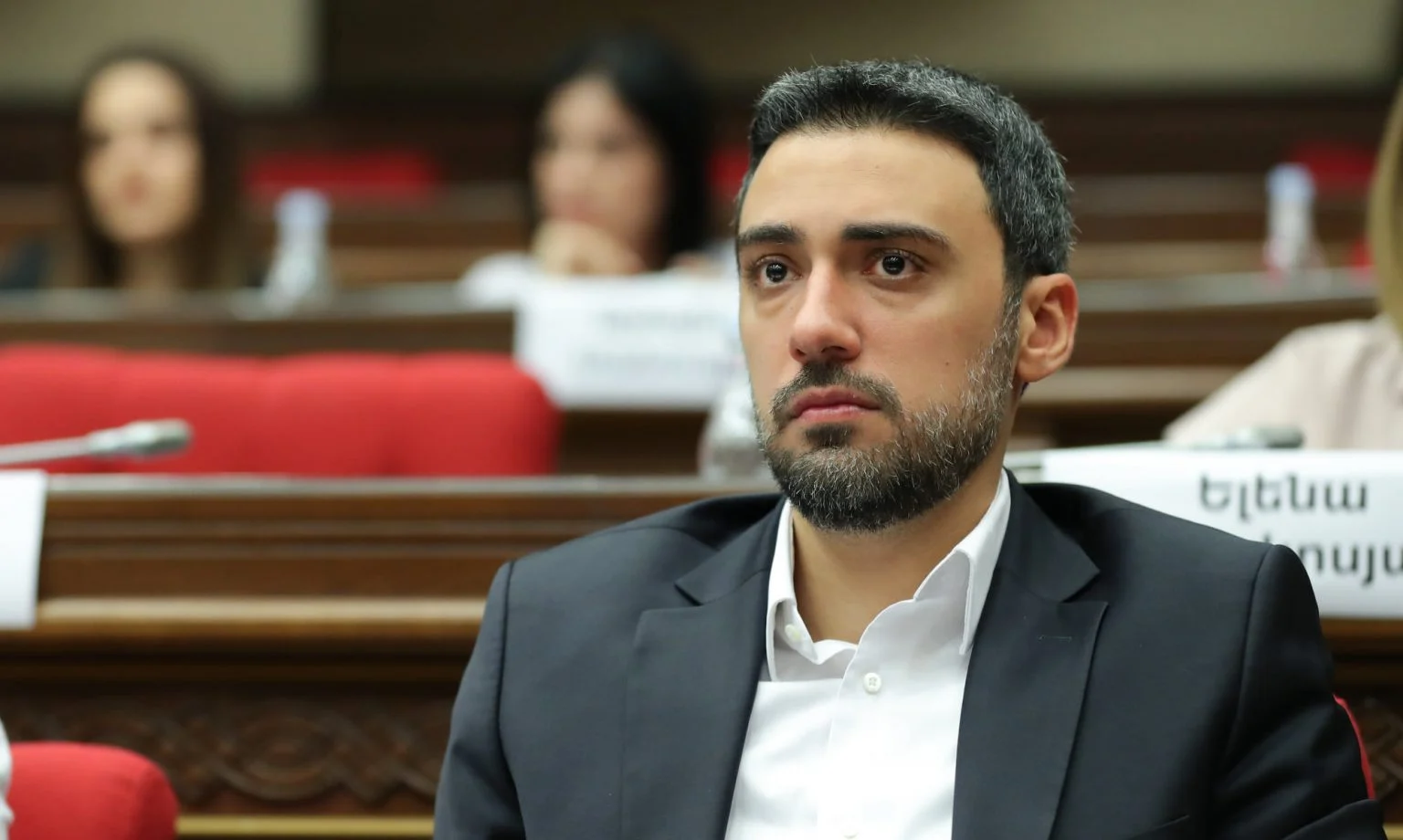 Արամ Վարդևանյանը մեկուսացել է քաղաքական կյանքից. չի շփվում երբեմնի գործընկերների հետ. «Ժողովուրդ»