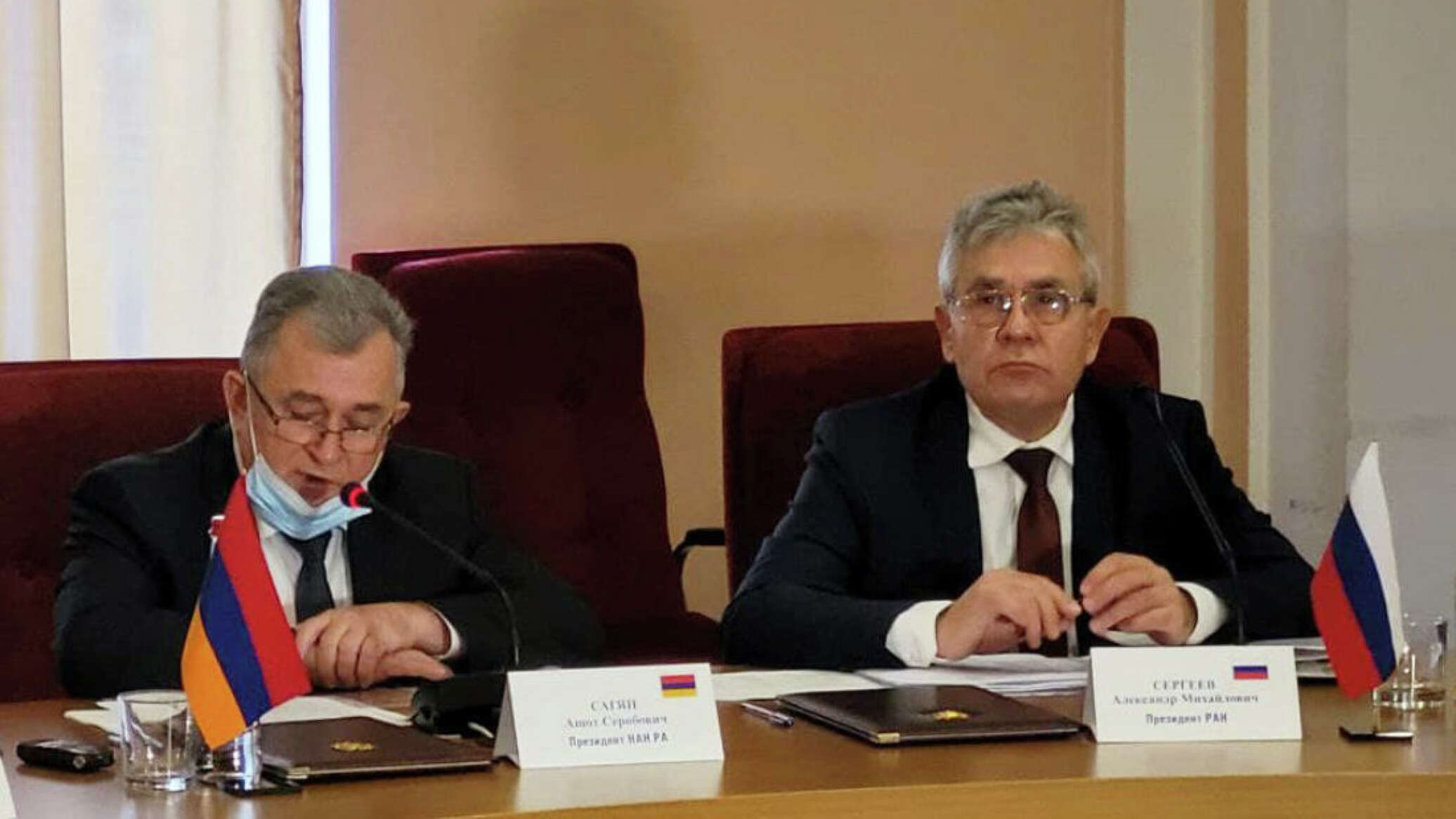 ՀՀ և ՌԴ ԳԱԱ նախագահները համագործակցության ճանապարհային քարտեզ ստորագրեցին