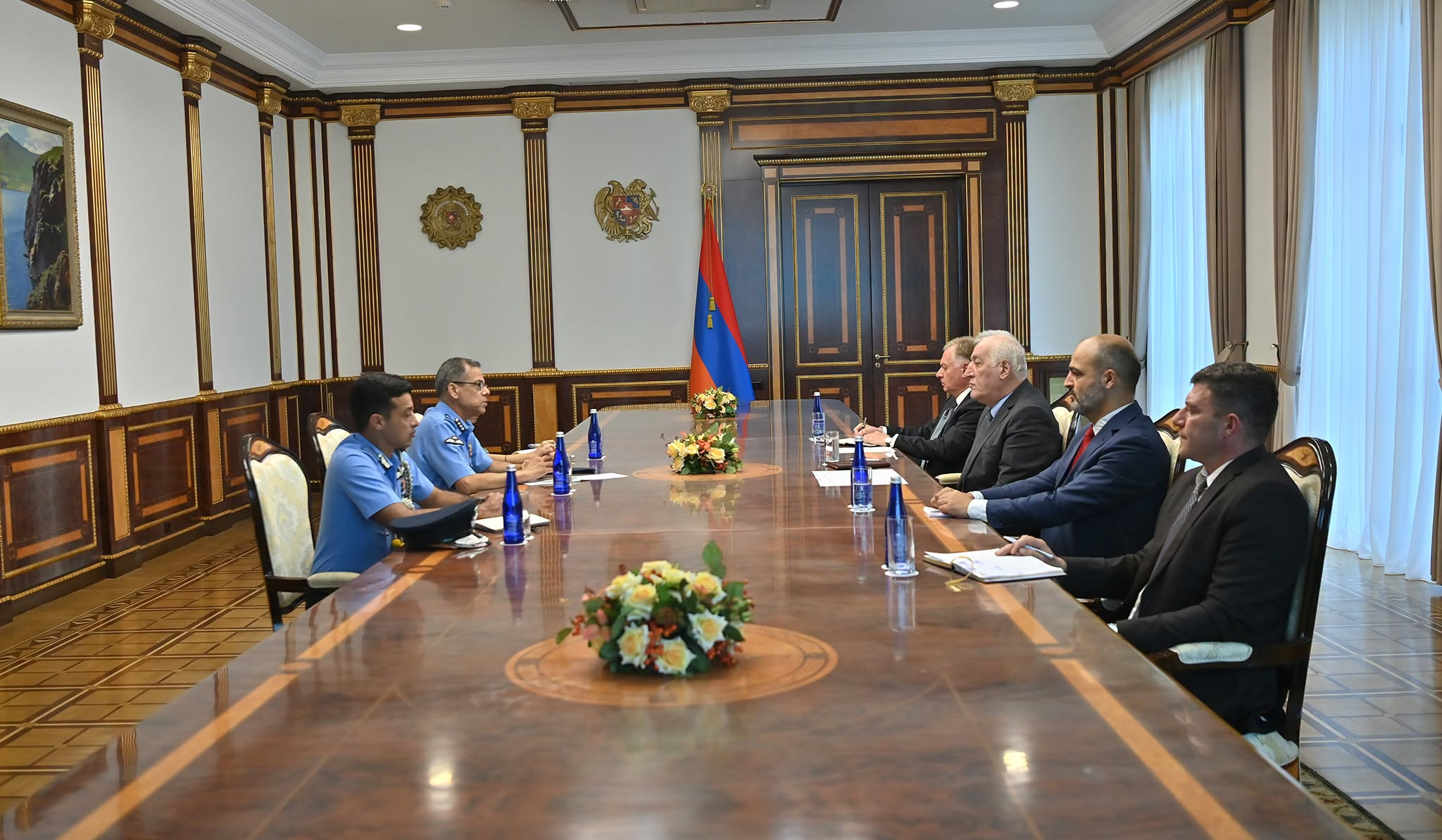 ՀՀ նախագահը և Հնդկաստանի Ազգային պաշտպանության քոլեջի ղեկավարը բարձր են գնահատել պաշտպանական ոլորտում երկու երկրի միջև ձևավորված արդյունավետ համագործակցությունը