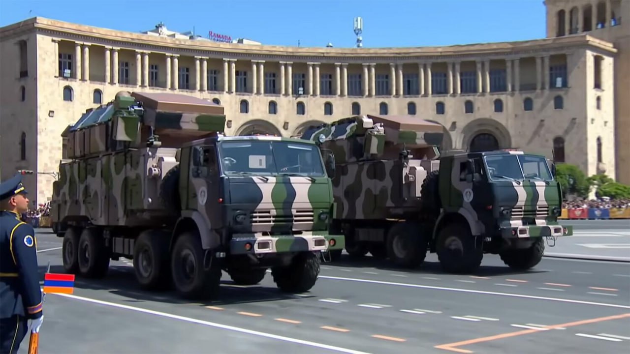 Զորահանդեսին ցուցադրված ռուսական «Тор–М2КМ» զենիթահրթիռային համալիրները Հայաստանը ստացել է վերջերս. ՀՀ ԶՈւ գլխավոր շտաբի պետ
