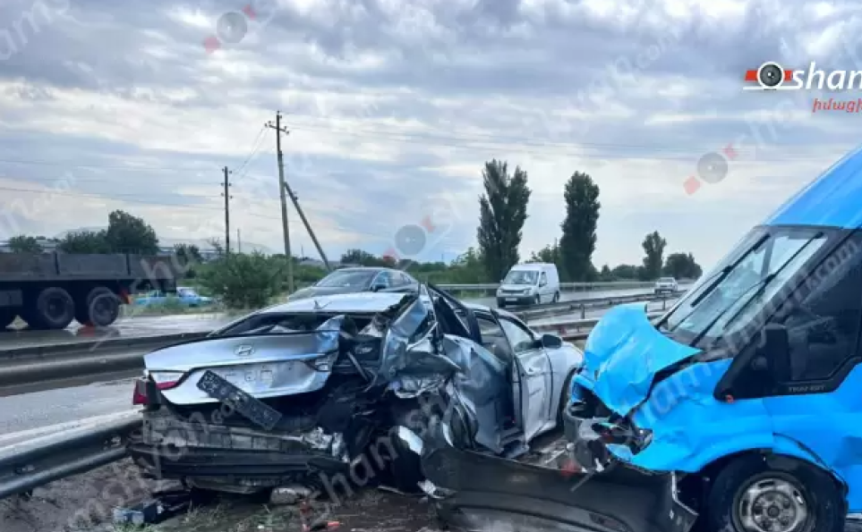 Խոշոր ու ողբերգական ավտովթար՝ Արարատում․ 3 վիրավորներից մեկն անչափահաս է, կա զոհ