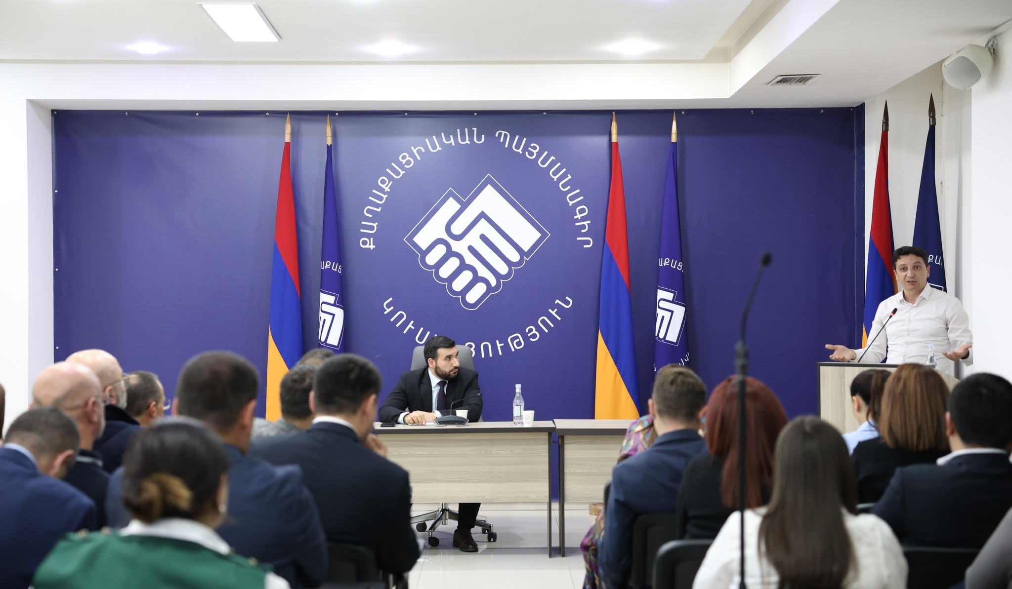 Ավինյանի փողը քչություն է անում. նրա առաջարկն ապշեցրել է. «Հրապարակ»
